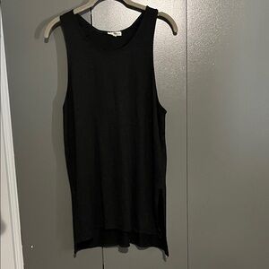 Aritzia Wilfred long black tank